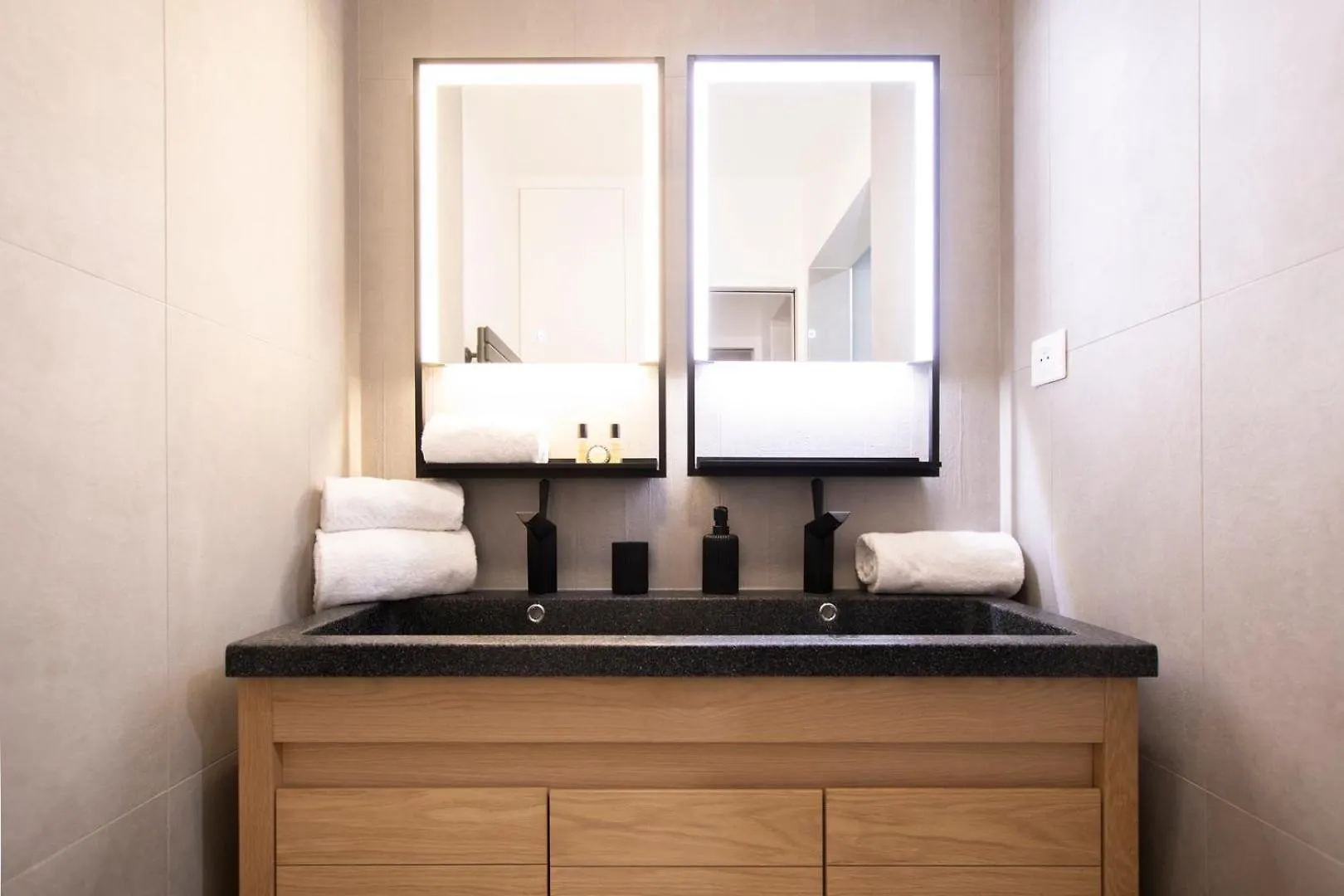 Guestready - Near Parc De La * Paris
